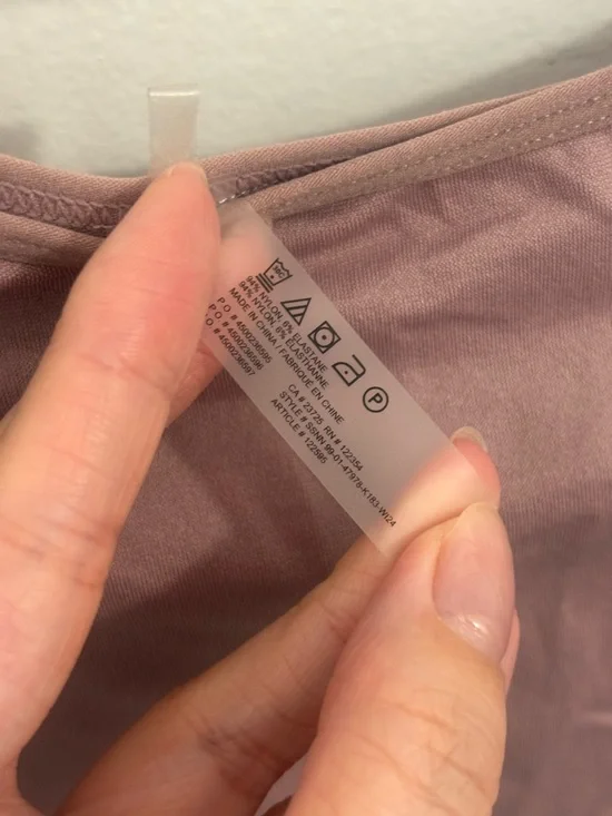 Aritzia Long-Sleeve Scoop Neck Top in Mauve - Picture 5 of 5